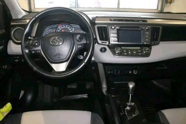 Toyota RAV4 – Image 3