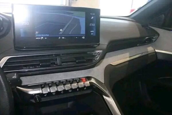 Peugeot 5008 – Image 13