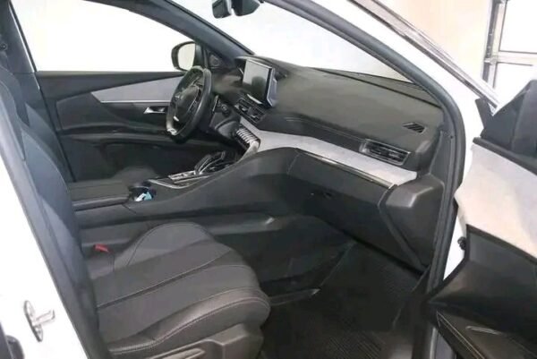 Peugeot 5008 – Image 6