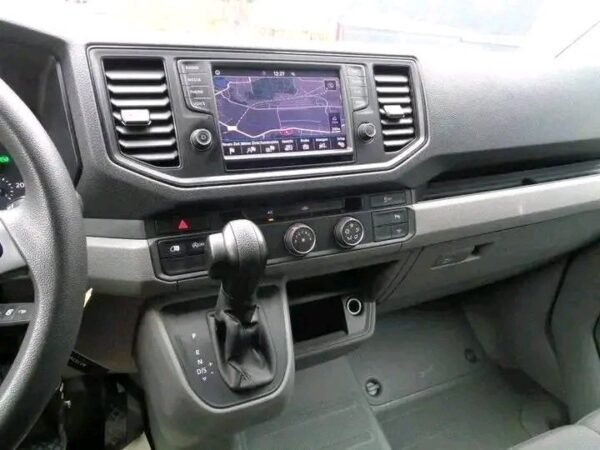 Volkswagen Crafter – Image 16