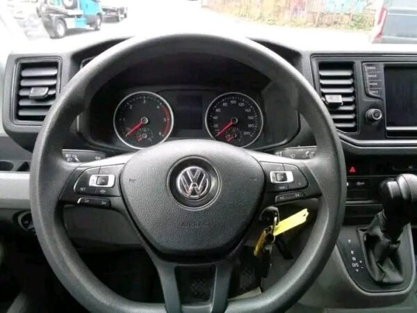 Volkswagen Crafter – Image 7