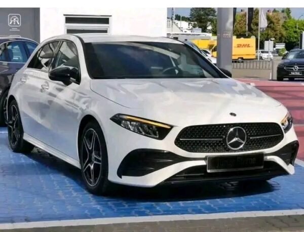 Mercedes-Benz A – Image 17