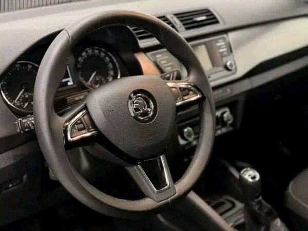 Skoda Fabia – Image 9