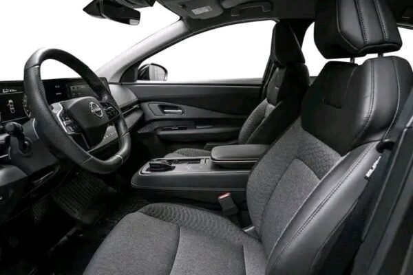 Nissan Altima – Image 13