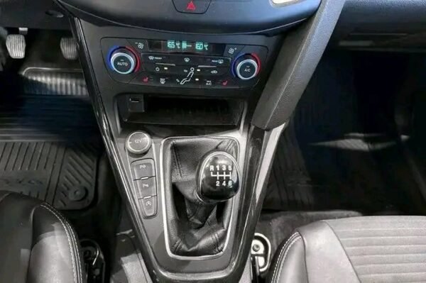 Ford Focus – Image 2