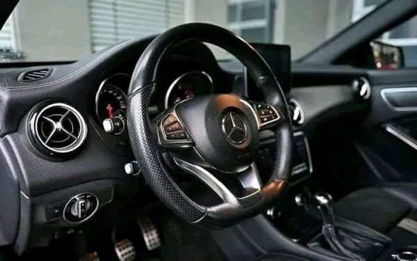 Mercedes-Benz CLA – Image 12