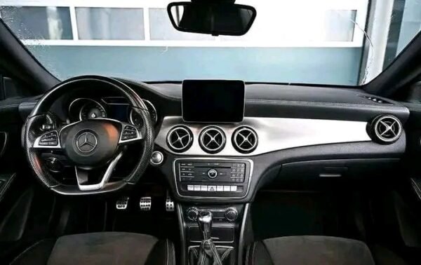 Mercedes-Benz CLA – Image 2