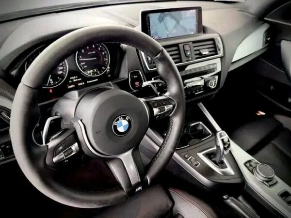 BMW 228 iA Convertible SPORT – Image 13