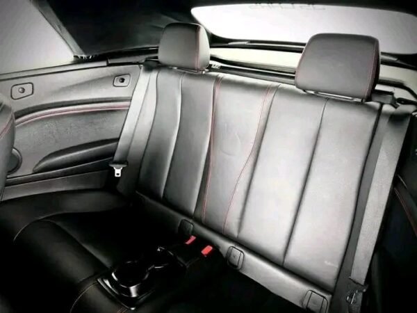BMW 228 iA Convertible SPORT – Image 9