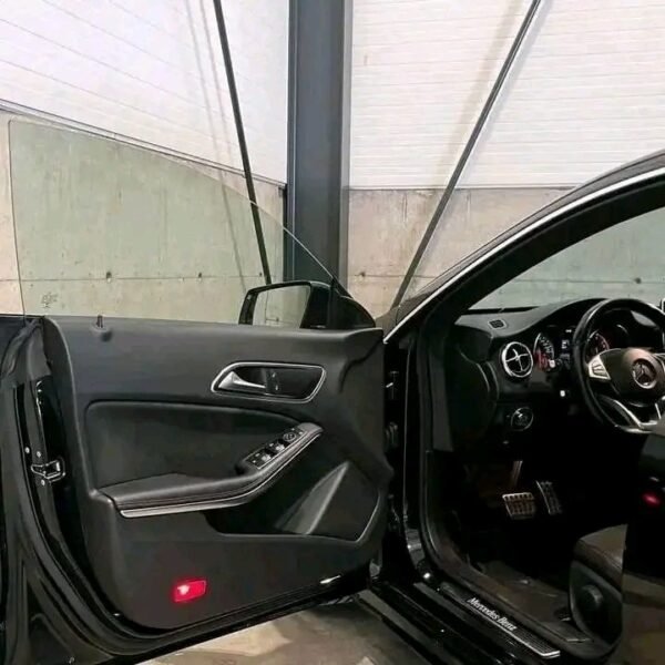 Mercedes-Benz CLA – Image 12