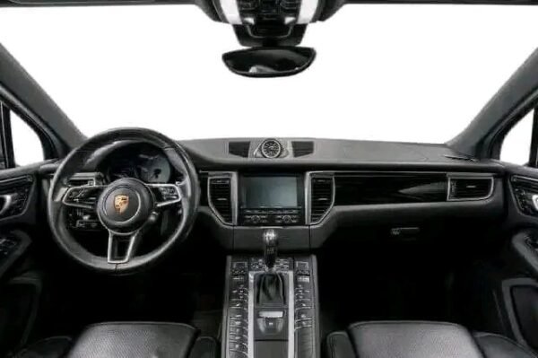 Porsche Macan S – Image 22