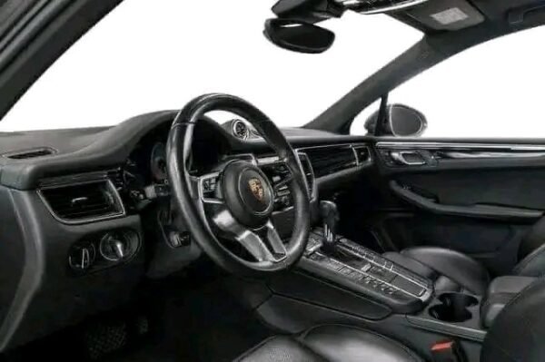 Porsche Macan S – Image 12