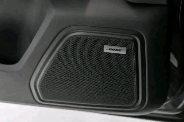 Porsche Macan S – Image 36