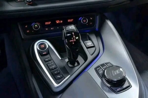 BMW i8 374 PS – Image 10