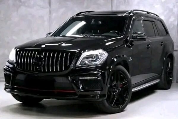 Mercedes-Benz GL – Image 24