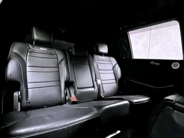 Mercedes-Benz GL – Image 5