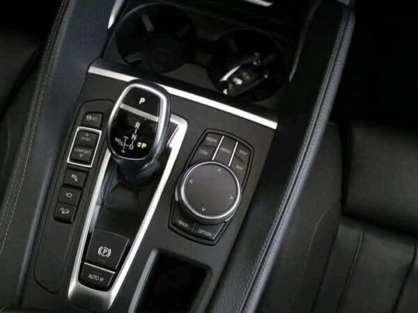 BMW X6 – Image 15