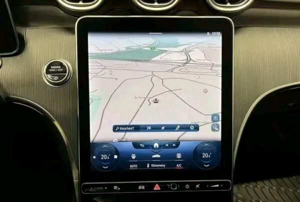 Mercedes-Benz C-Class – Image 7
