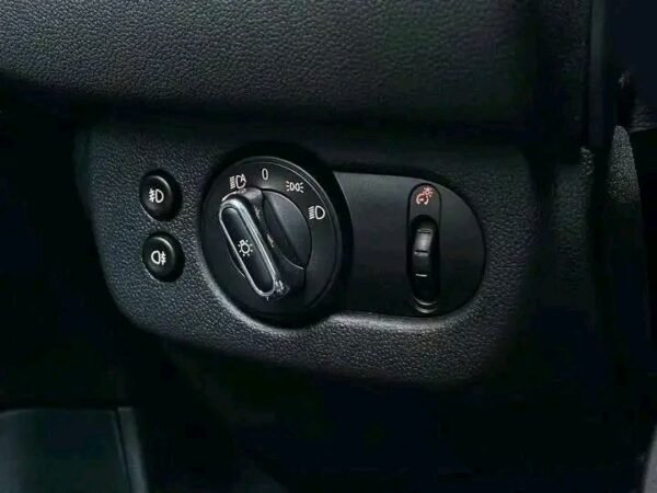 MINI Cooper – Image 18