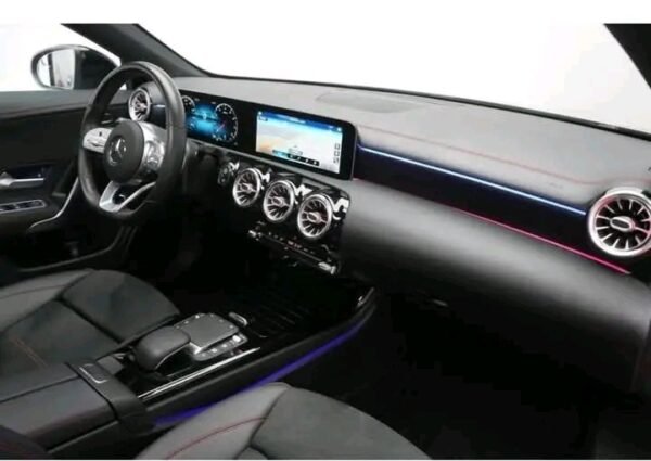Mercedes-Benz CLA – Image 12