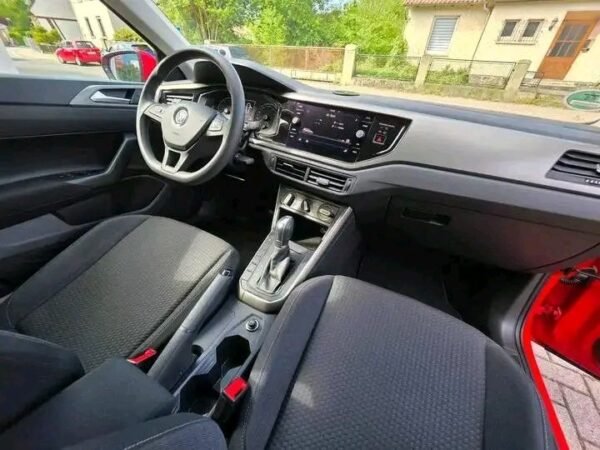 Volkswagen Polo – Image 8