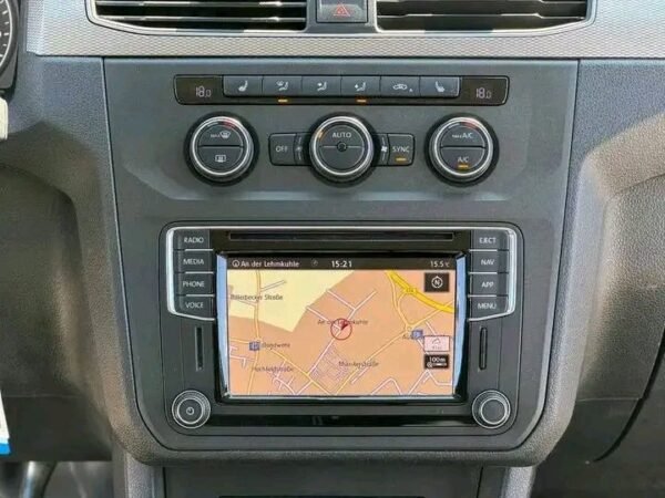 Volkswagen Caddy – Image 11