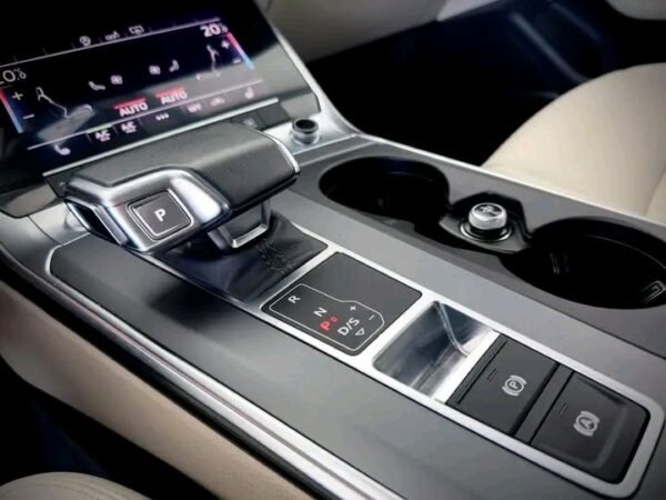 AUDI A6 – Image 4