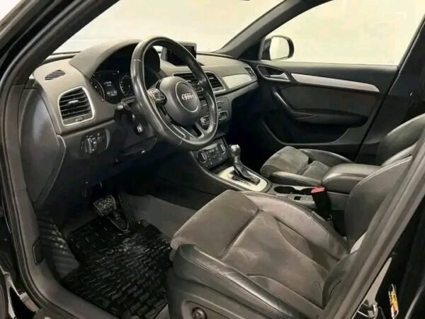 Audi Q3 – Image 10