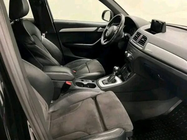 Audi Q3 – Image 17