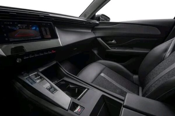 Peugeot 308 – Image 6
