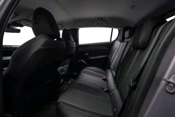 Peugeot 308 – Image 17