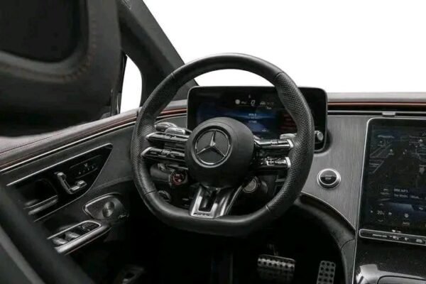 Mercedes-Benz EQC – Image 7
