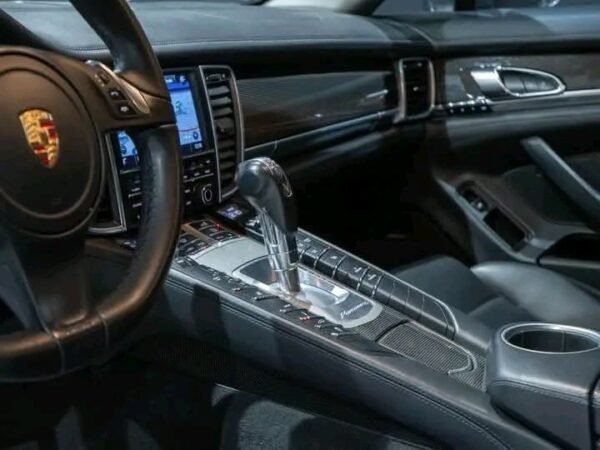 Porsche Panamera – Image 6