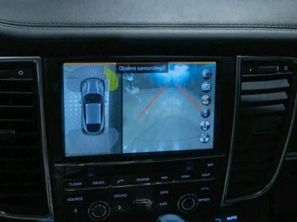 Porsche Panamera – Image 7