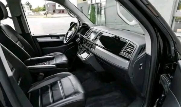 Volkswagen Multivan – Image 17