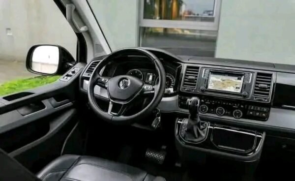 Volkswagen Multivan – Image 2