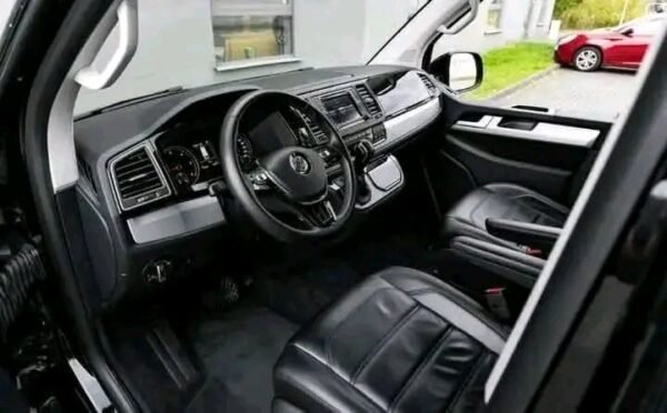 Volkswagen Multivan – Image 7