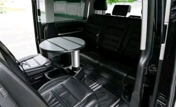 Volkswagen Multivan – Image 10