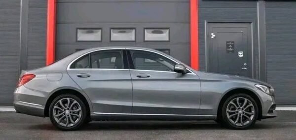 Mercedes-Benz C-Class – Image 14