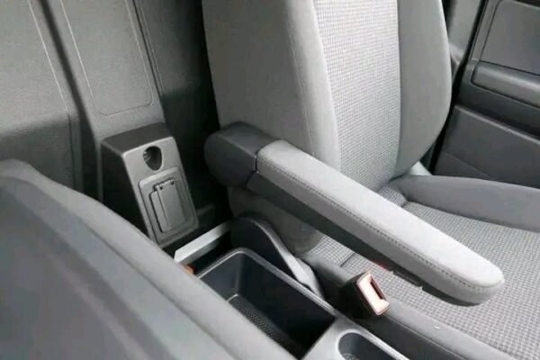 Volkswagen Caddy Maxi – Image 30