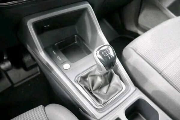 Volkswagen Caddy Maxi – Image 15