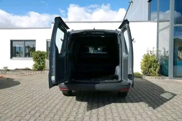 Volkswagen Caddy Maxi – Image 32