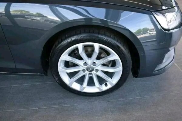 Audi A4 – Image 15