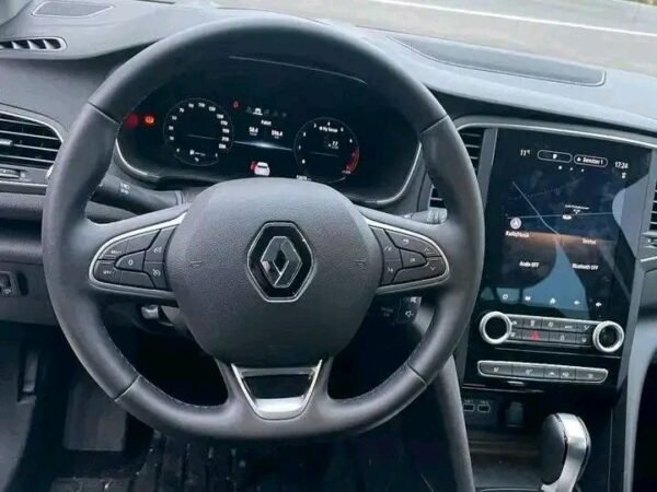 Renault Megane – Image 14