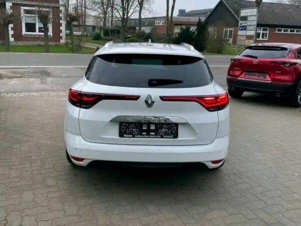 Renault Megane – Image 2