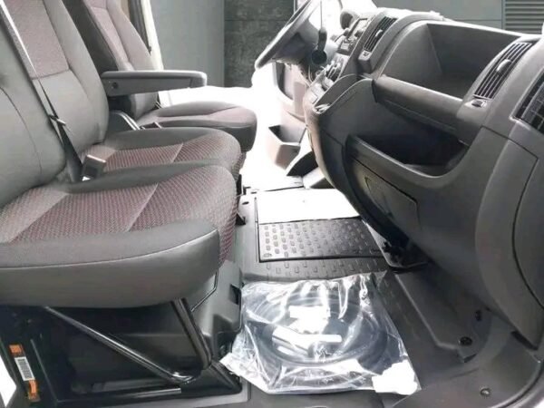Ford Transit Kasten – Image 10