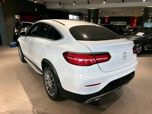 Mercedes-Benz GLC – Image 15
