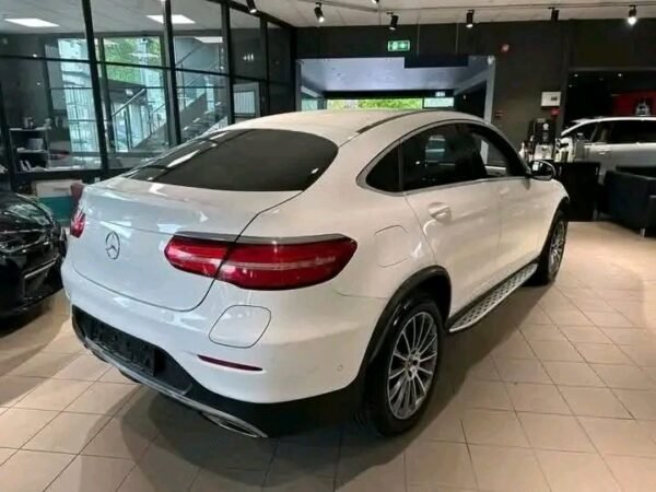 Mercedes-Benz GLC – Image 20