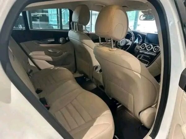 Mercedes-Benz GLC – Image 7