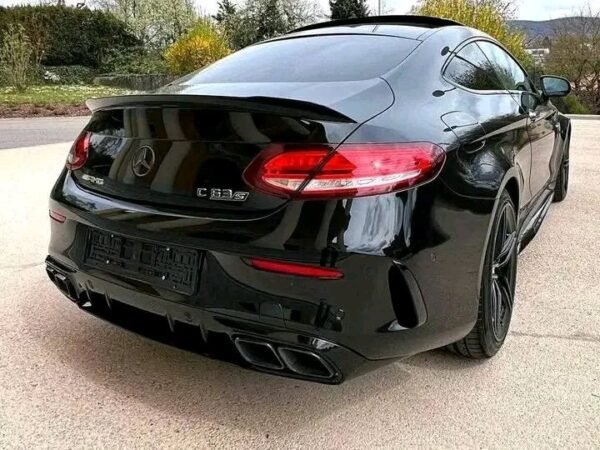 Mercedes-Benz C63s – Image 10